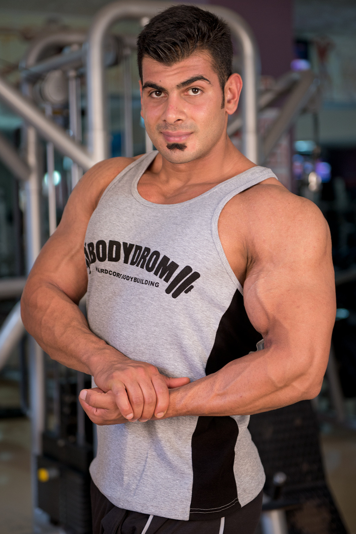 Bodydrom Fitness Bodybuilding Sporcu Atleti Gri Renk Siyah Yan Panel